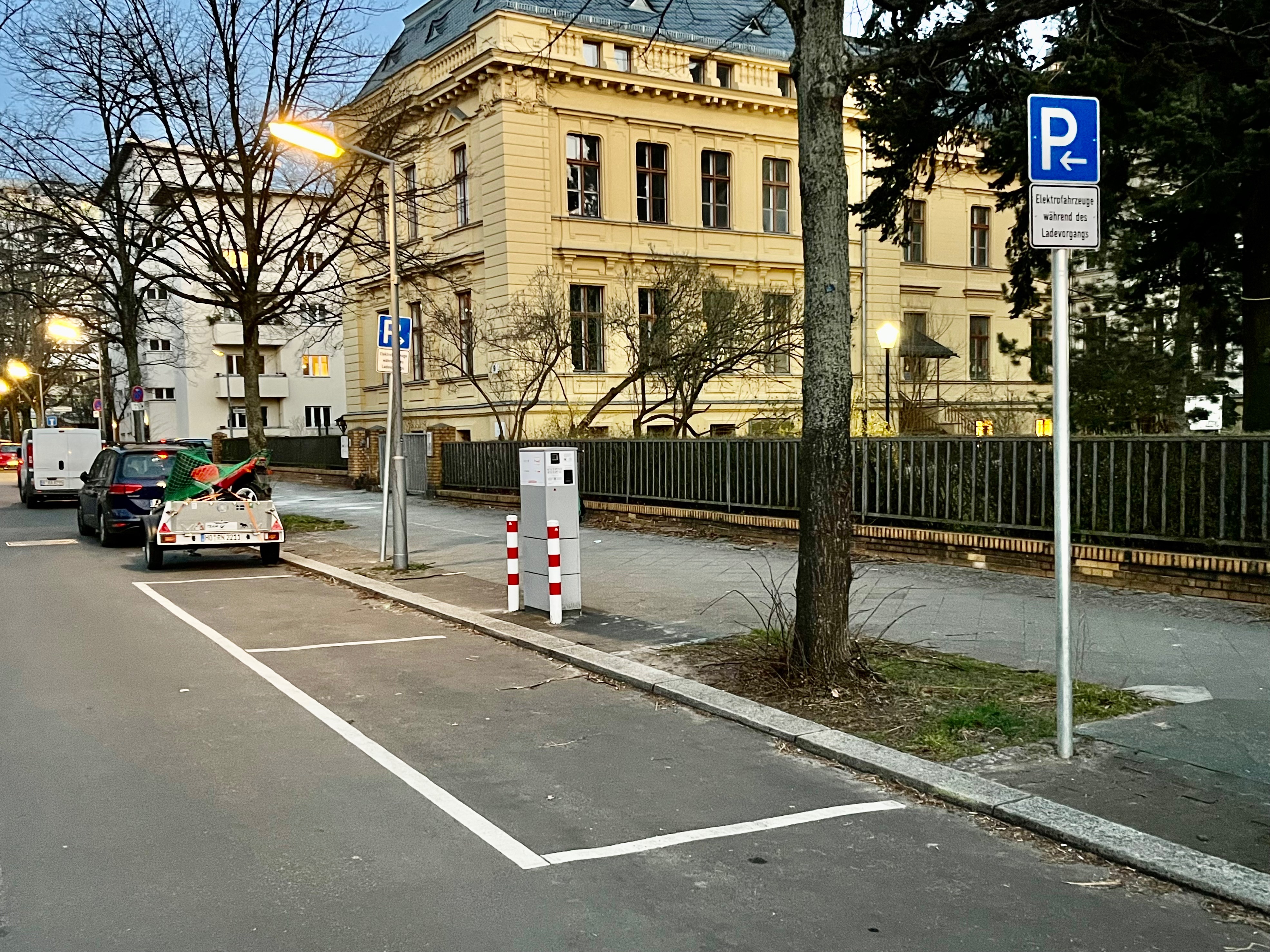 Rudolf-Mosse-Straße - Image 1