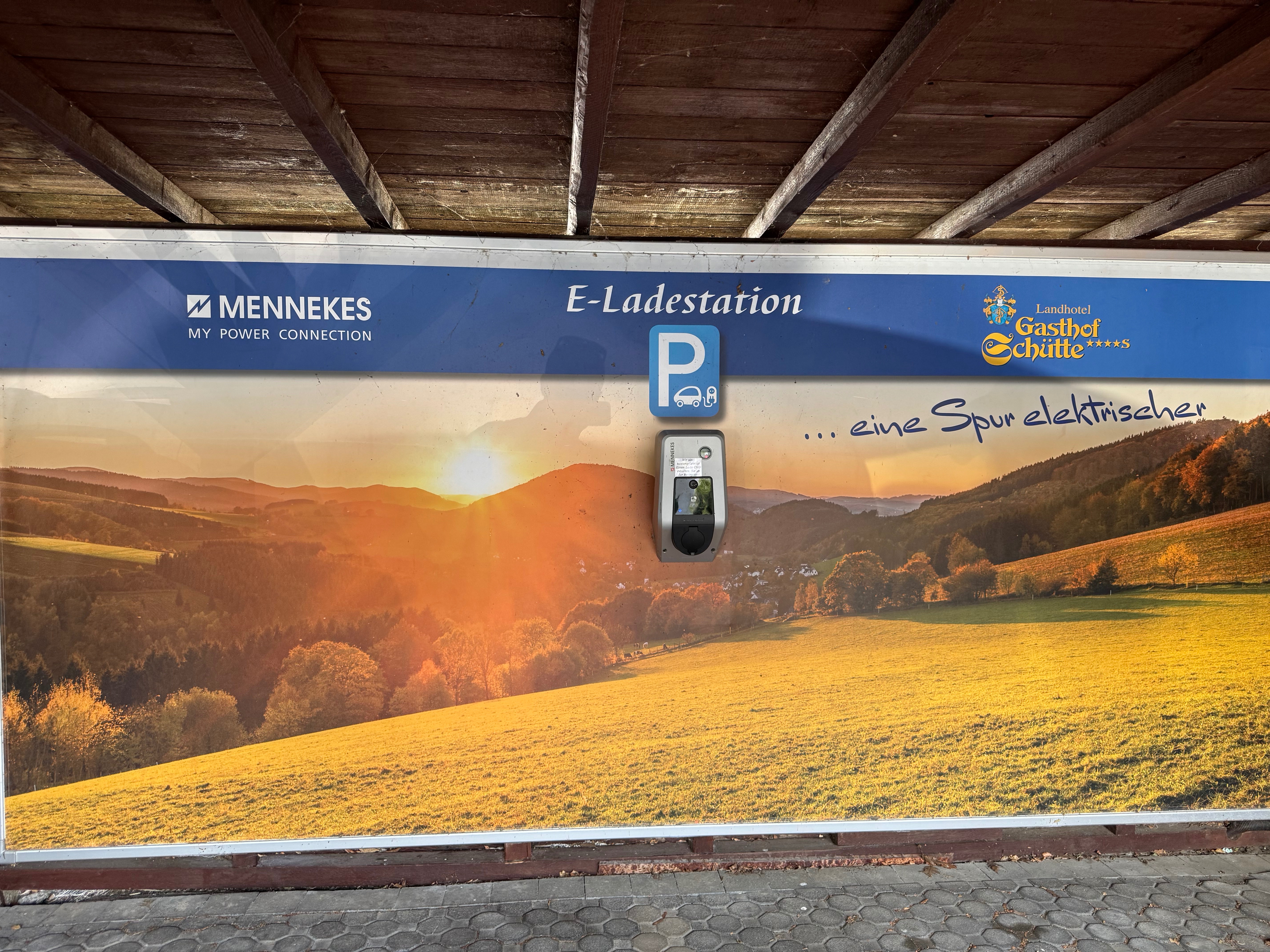 Landhotel Gasthof Schütte - Image 1