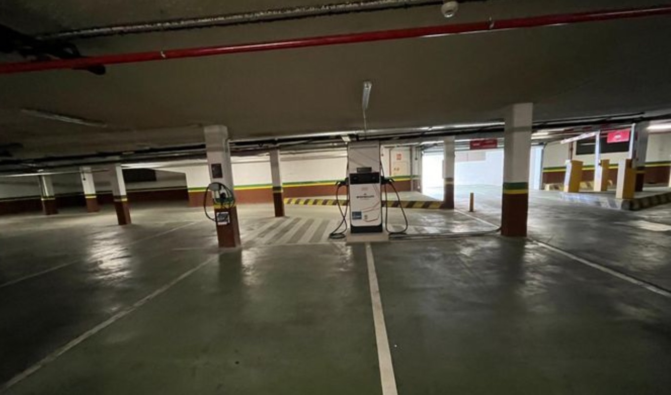 Supermercado BM Barajas - Image 1