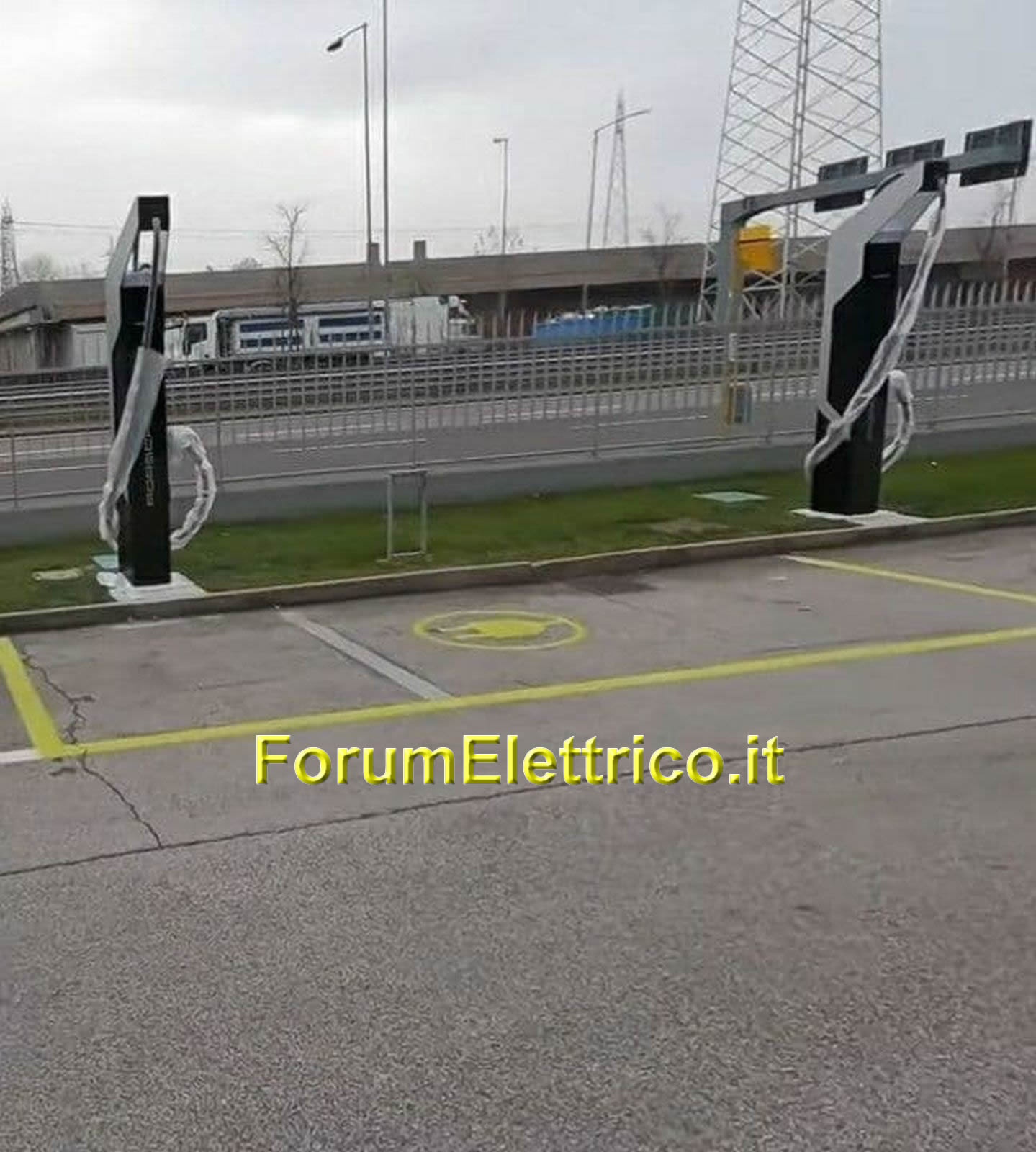 Centro Porsche Padova - Image 1