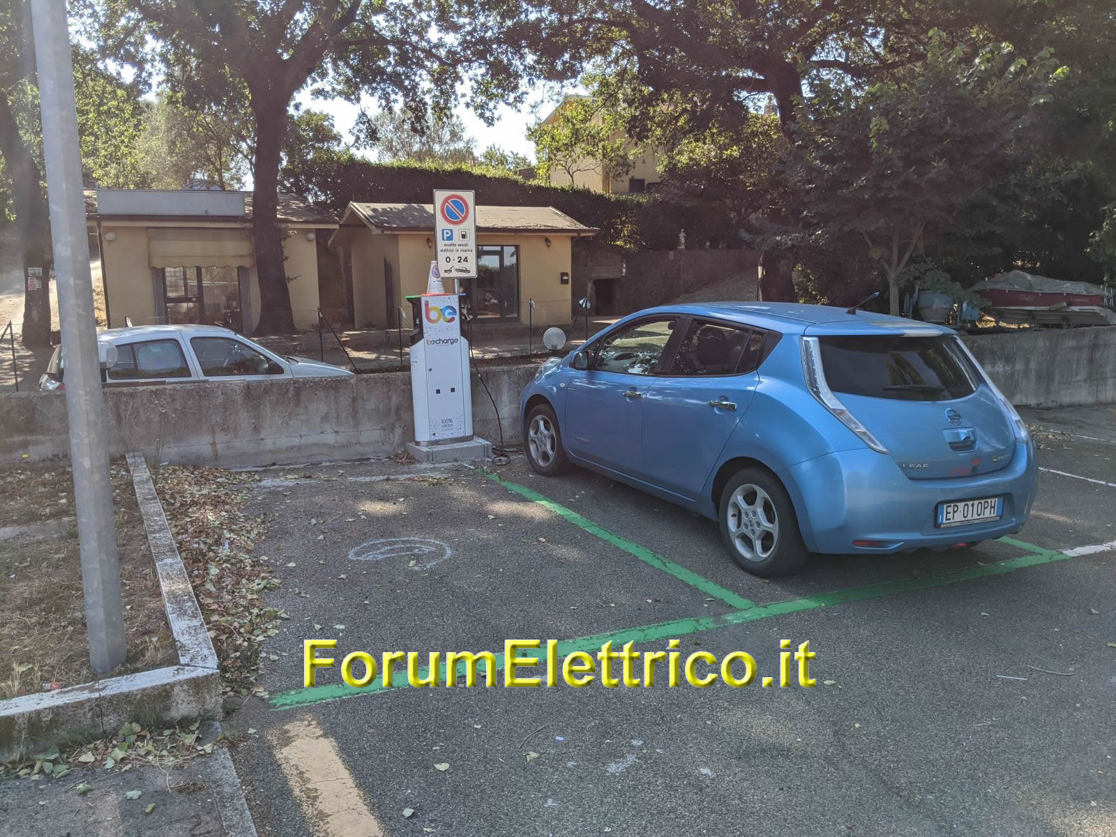 BeCharge Distributore Esso Commenda - Image 1