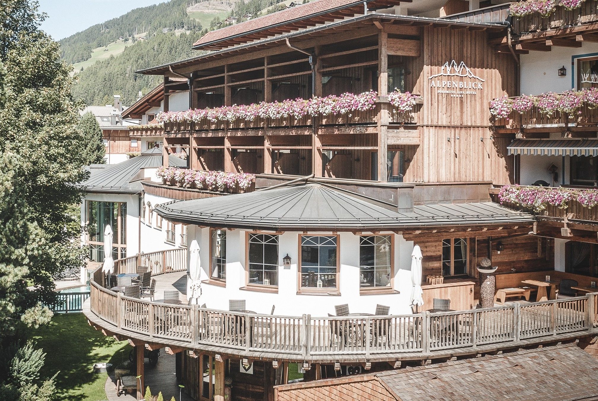 Hotel Alpenblick ****s - Image 1