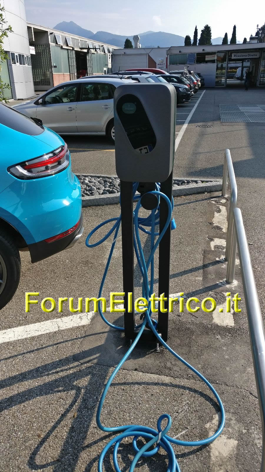 Centro Porsche Bergamo - Image 1