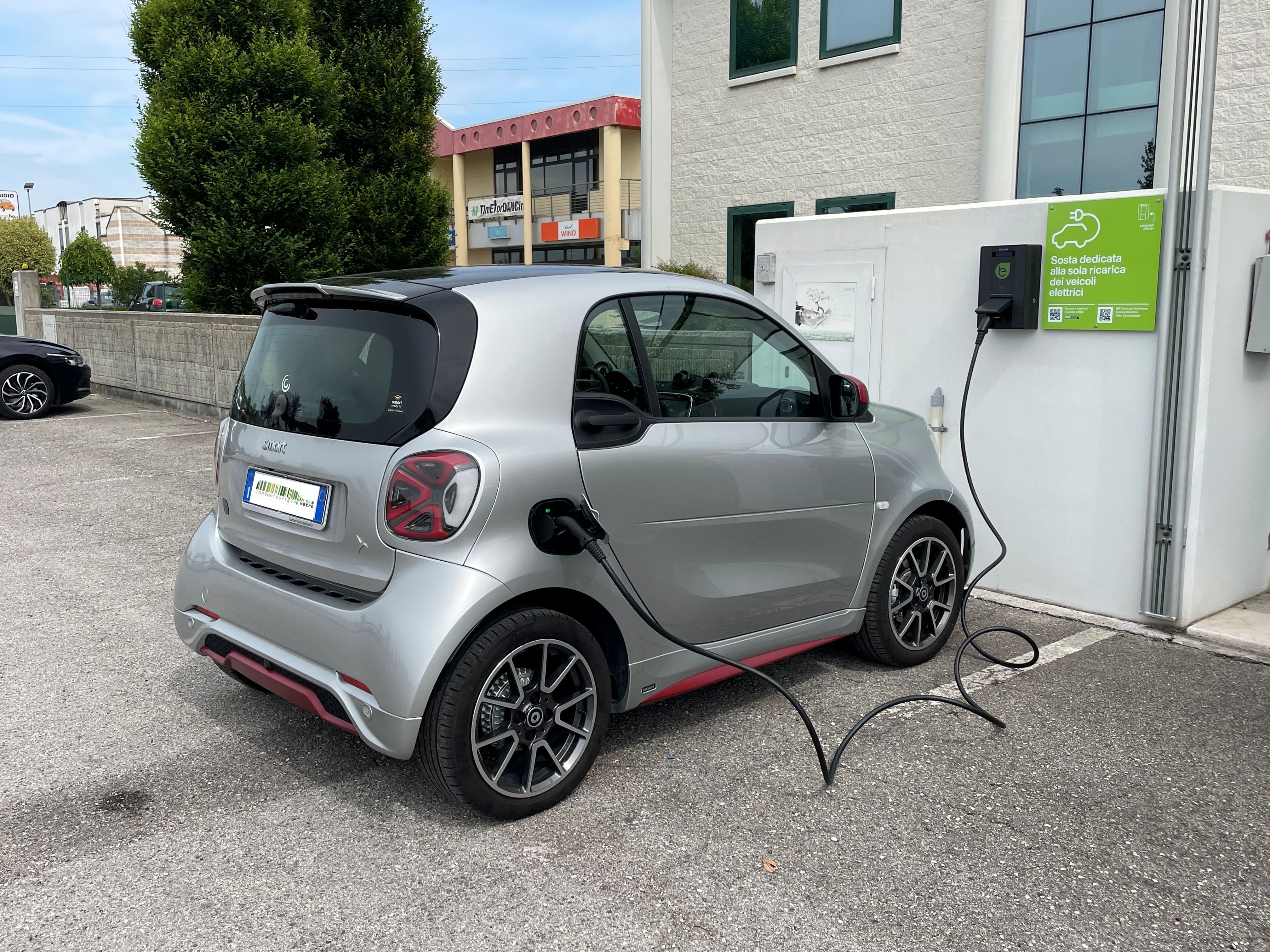 Vetro Commerciale - Image 1