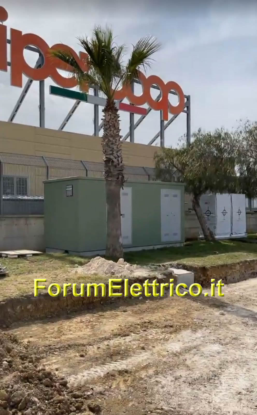 Tesla Supercharger	Le Colonne aperto a veicoli non Tesla - Image 1
