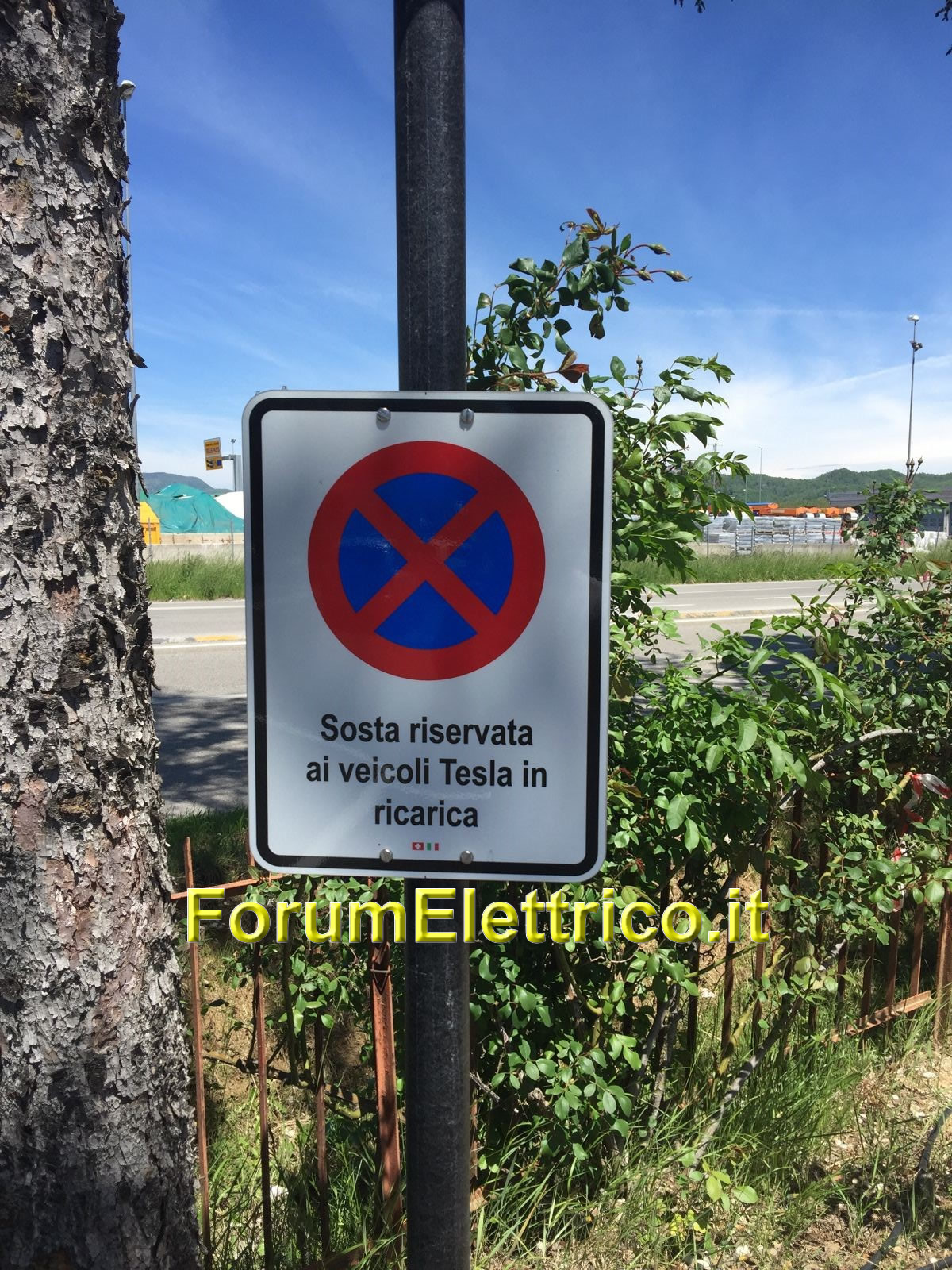 Tesla Supercharger Carsoli Oricola - aperto a veicoli non tesla - Image 1