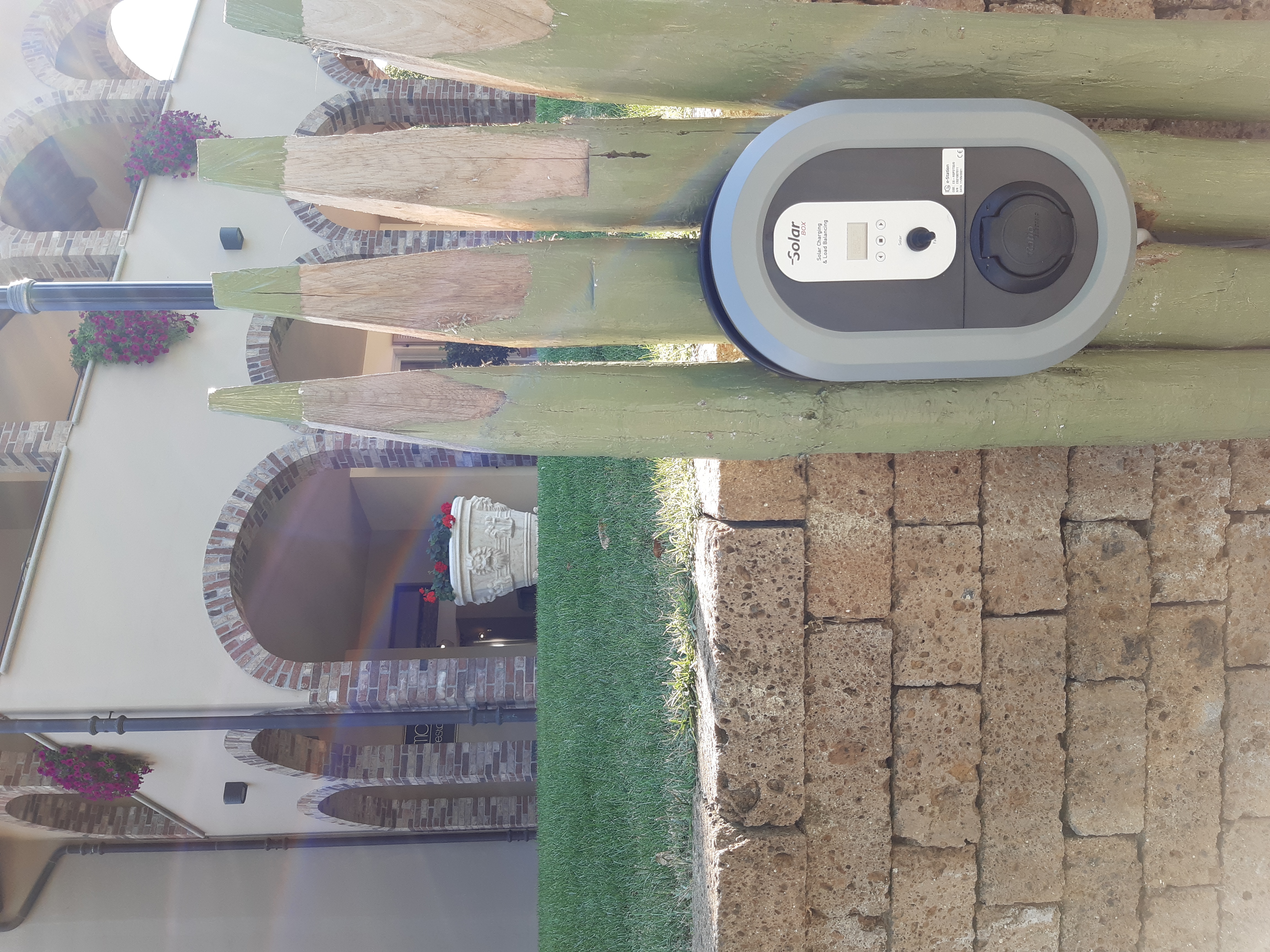 Resort Limax Acis | e-Station - Image 1