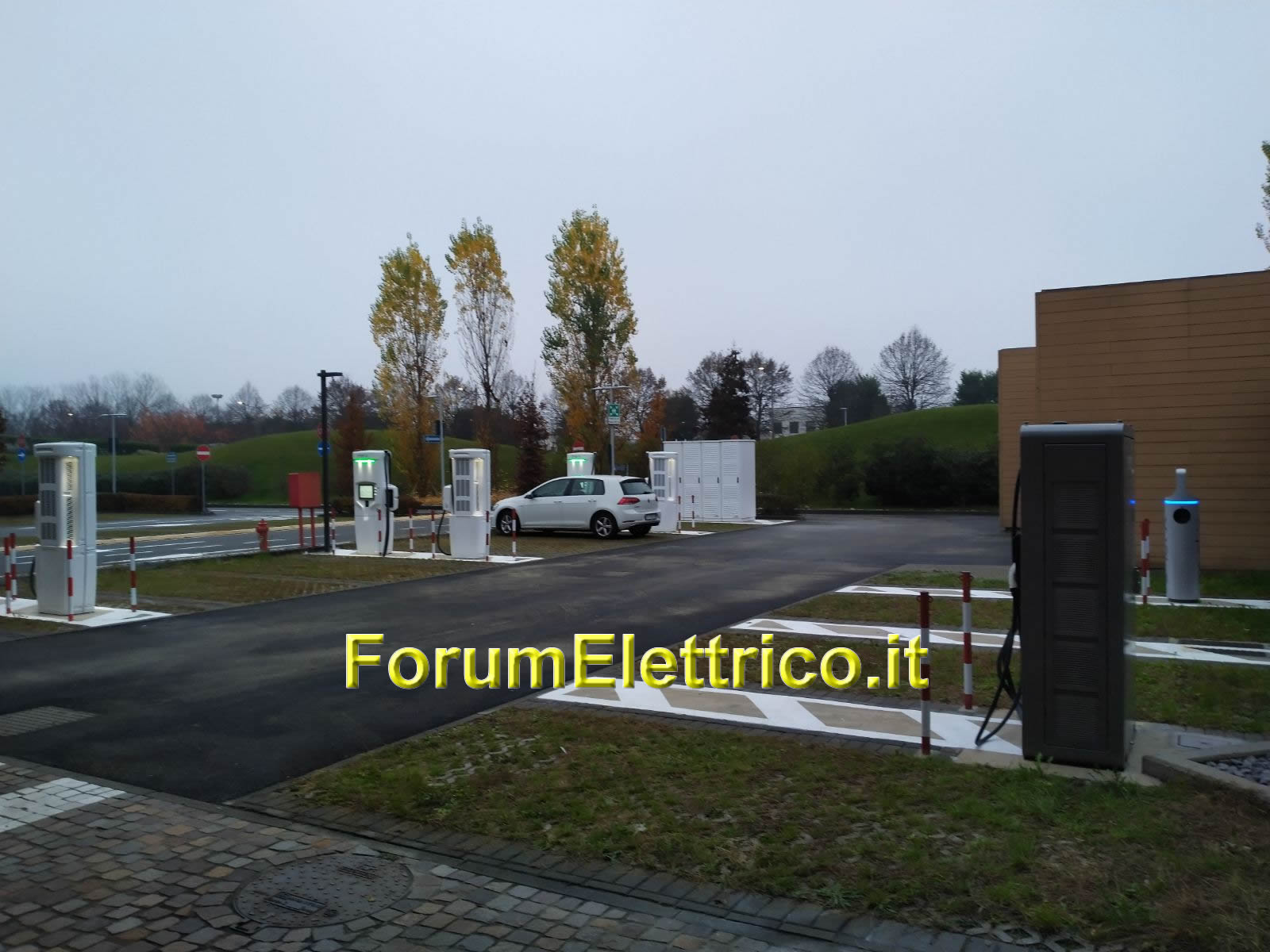 Ewiva Torino Outlet Village - Image 1