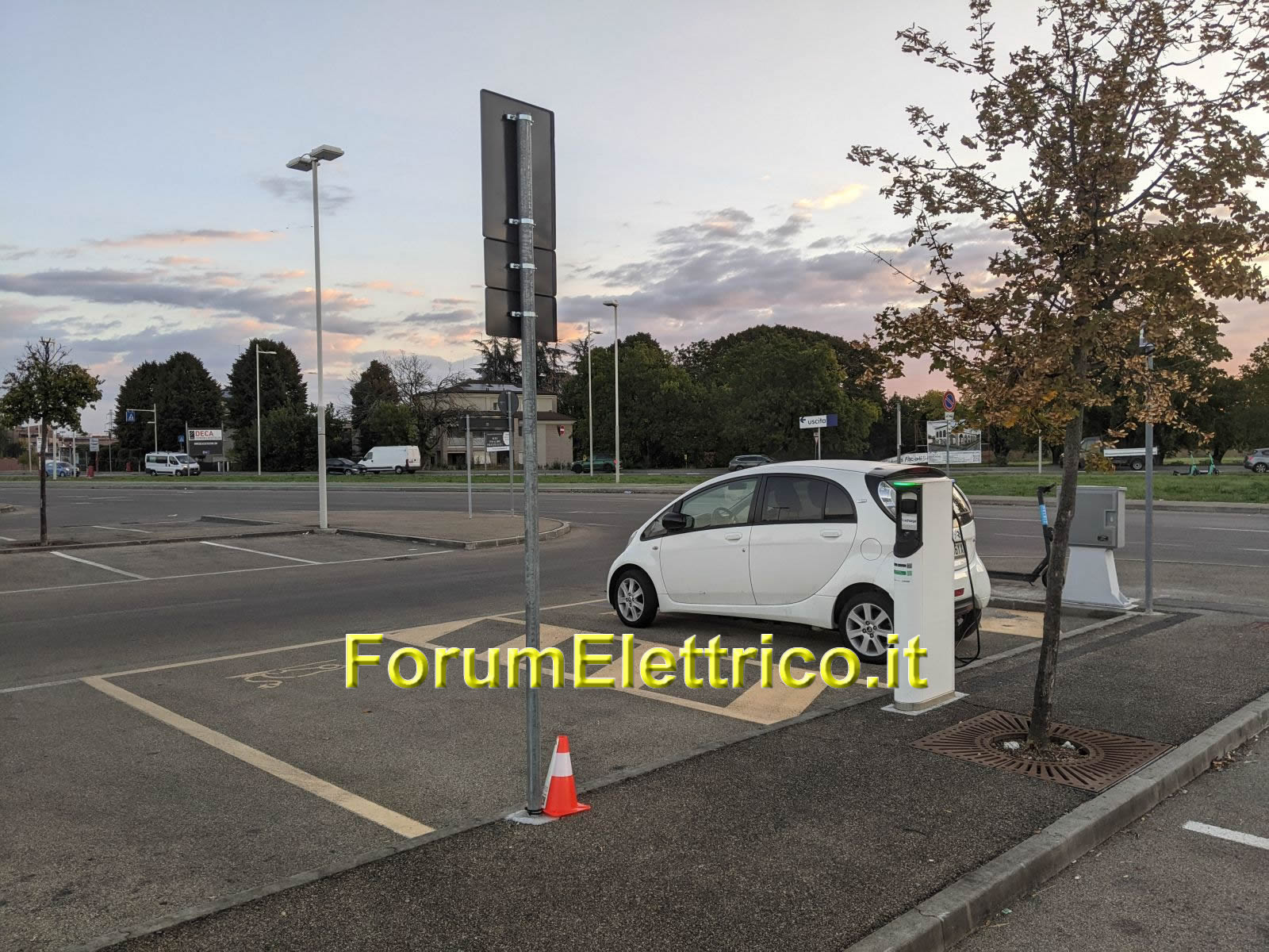 Be Charge Eurosia - Image 1