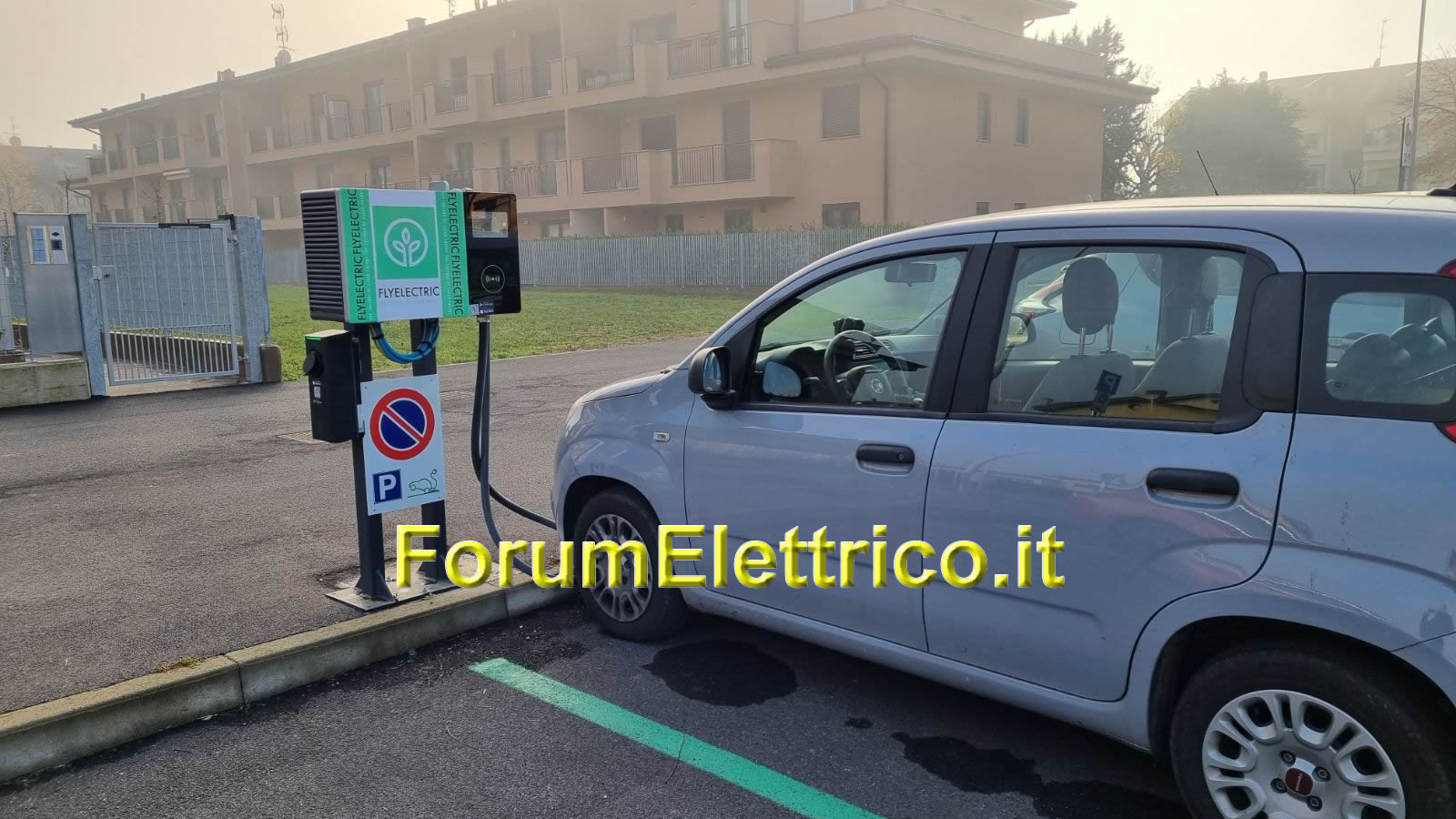 FlyElectric  - Image 1