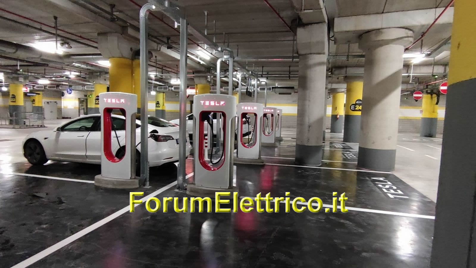 Tesla Porta di Roma - Image 1