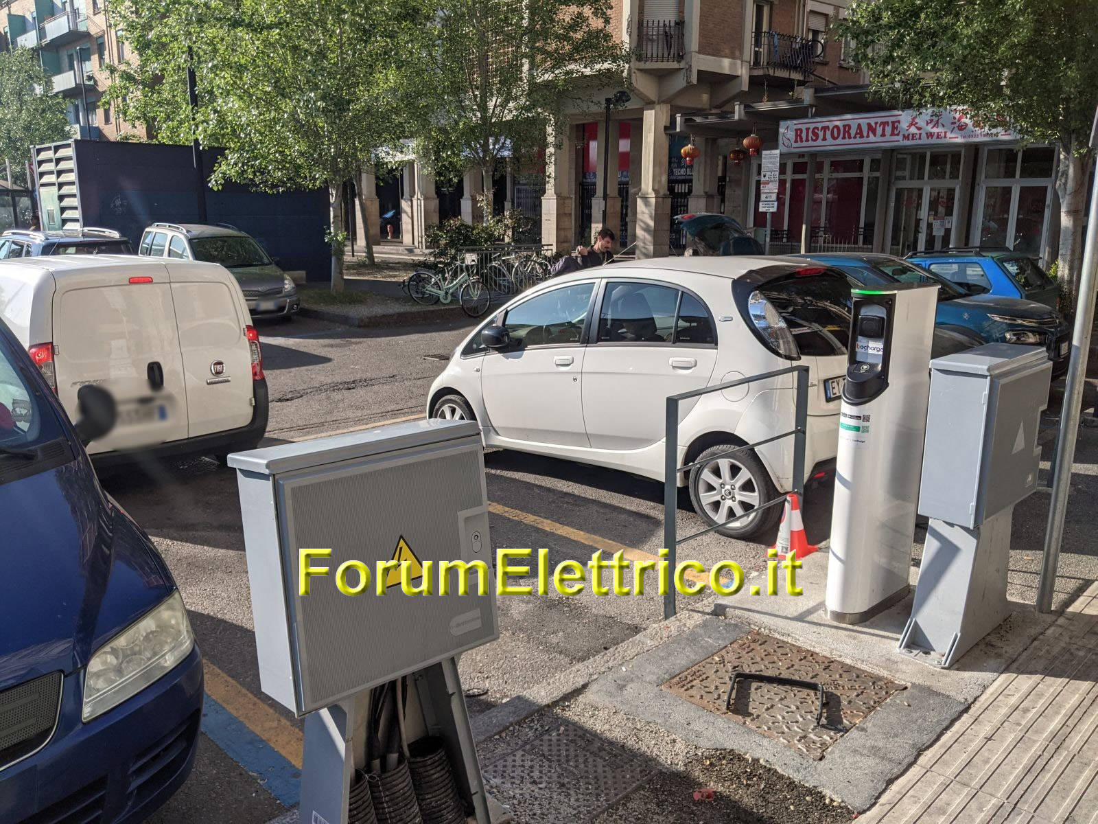 Be Charge Stazione - Image 1
