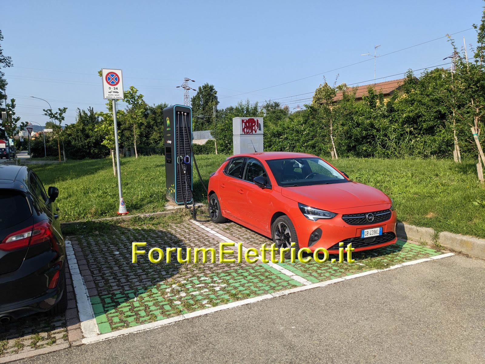 Be Charge Polisportiva Lame - Image 1