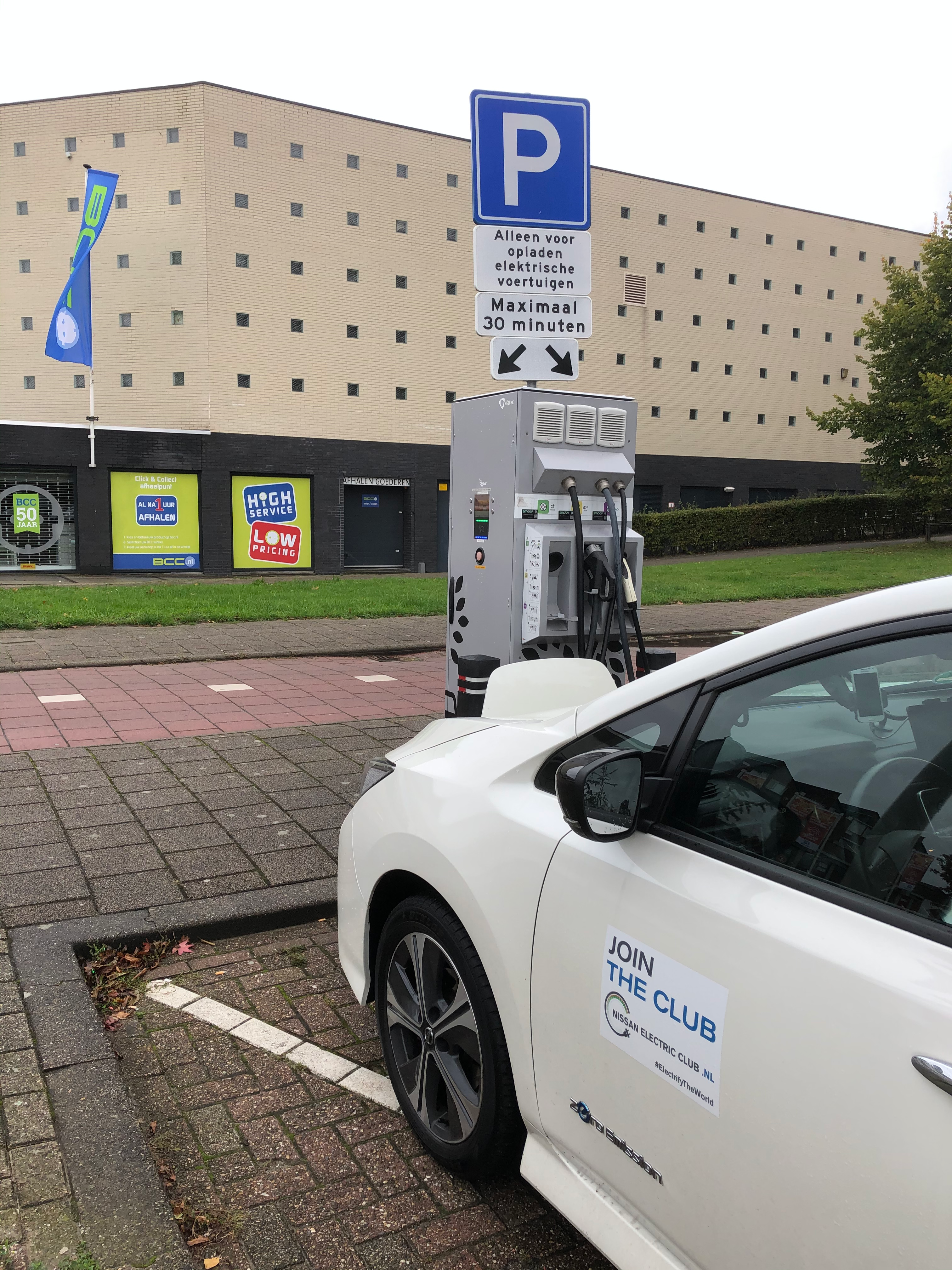 50 kW Fastcharger  Winkelcentrum Struytse Hoeck 62 tegenover BCC - Image 1