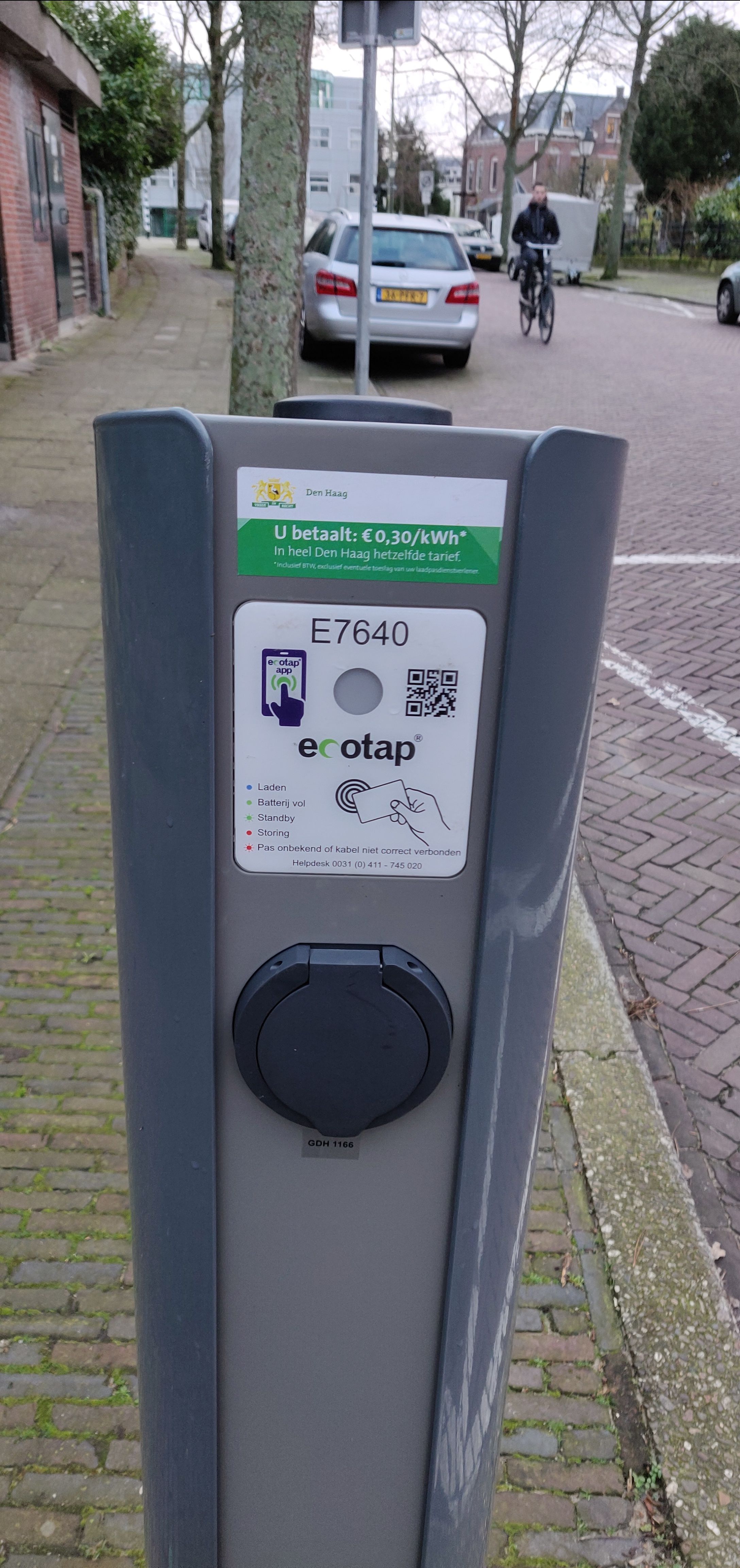LastMileSolutions Charging Station - Image 1
