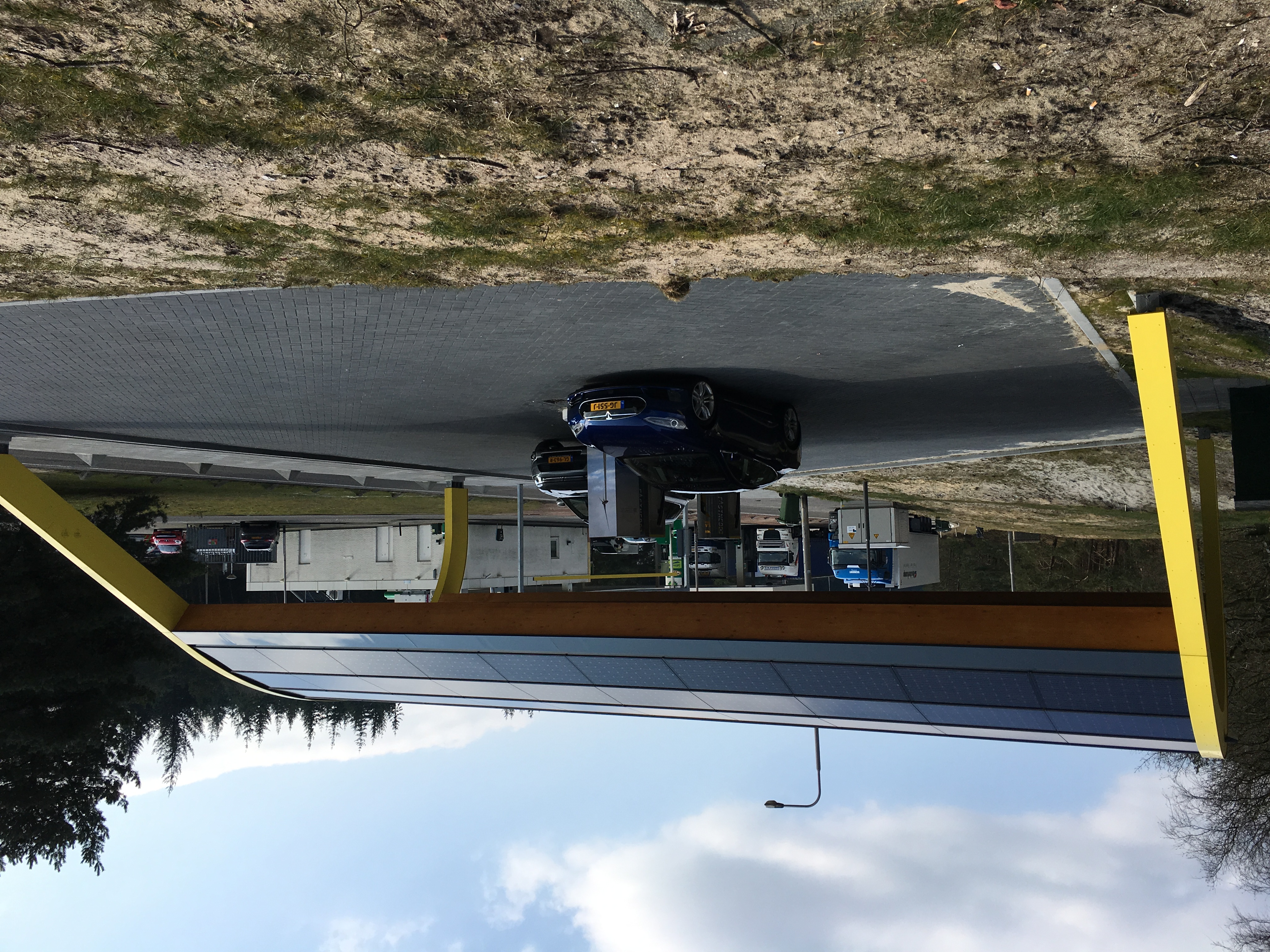  Fastned De Hucht - Image 1
