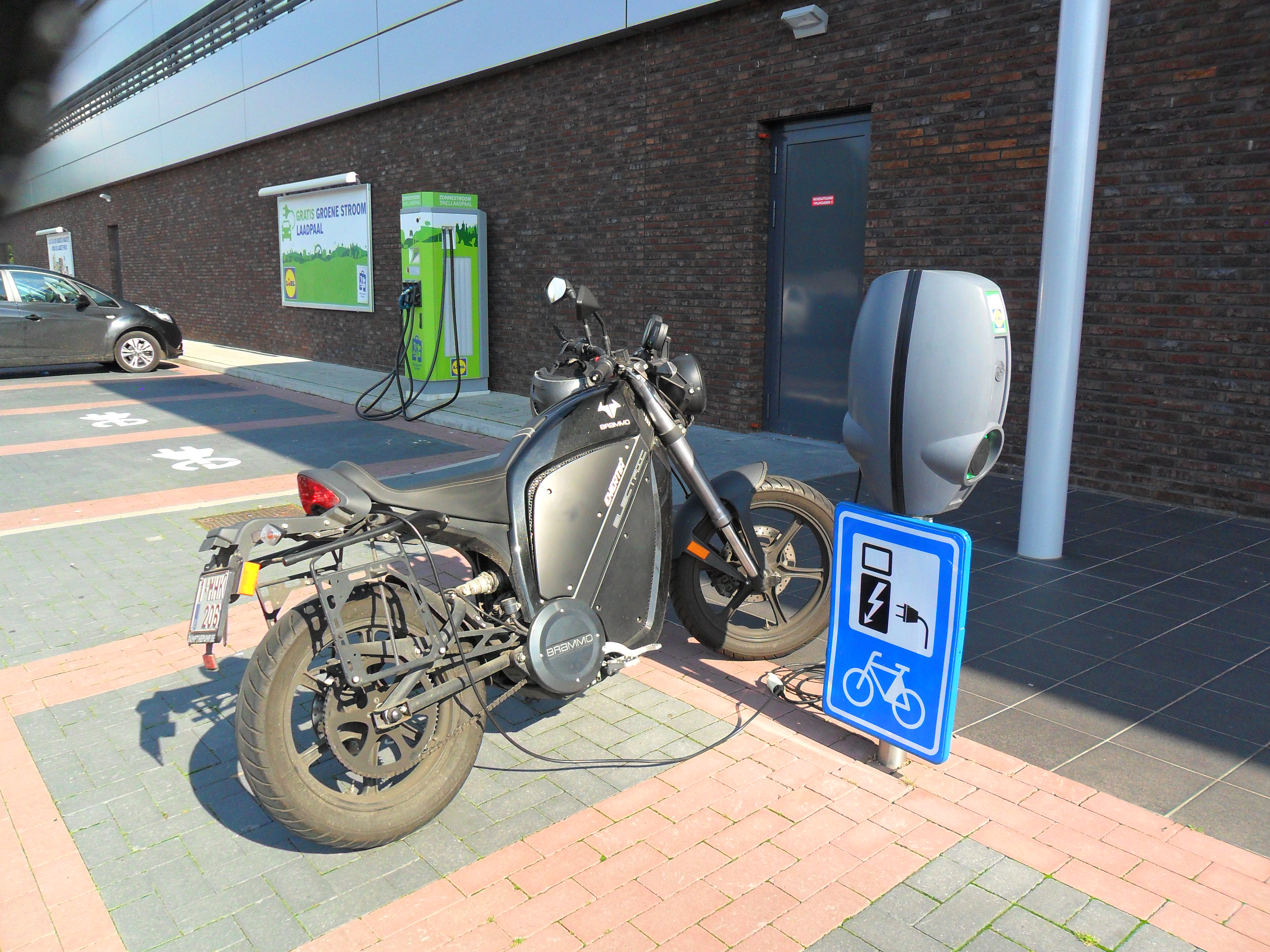 Lidl, Halsteren - Image 1