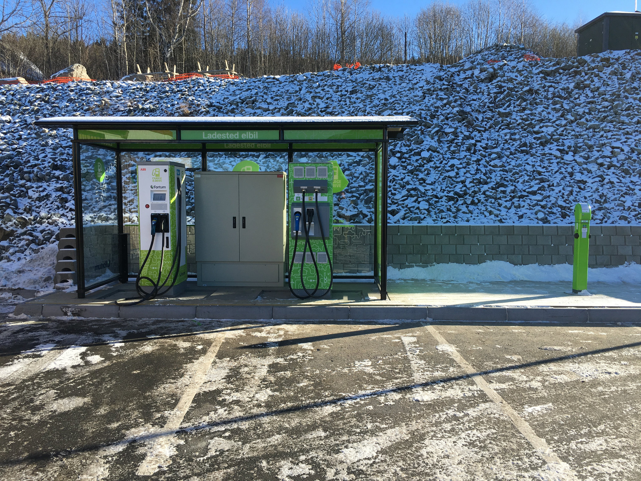 Fortum hurtigladestasjon Shell Espa - Image 1