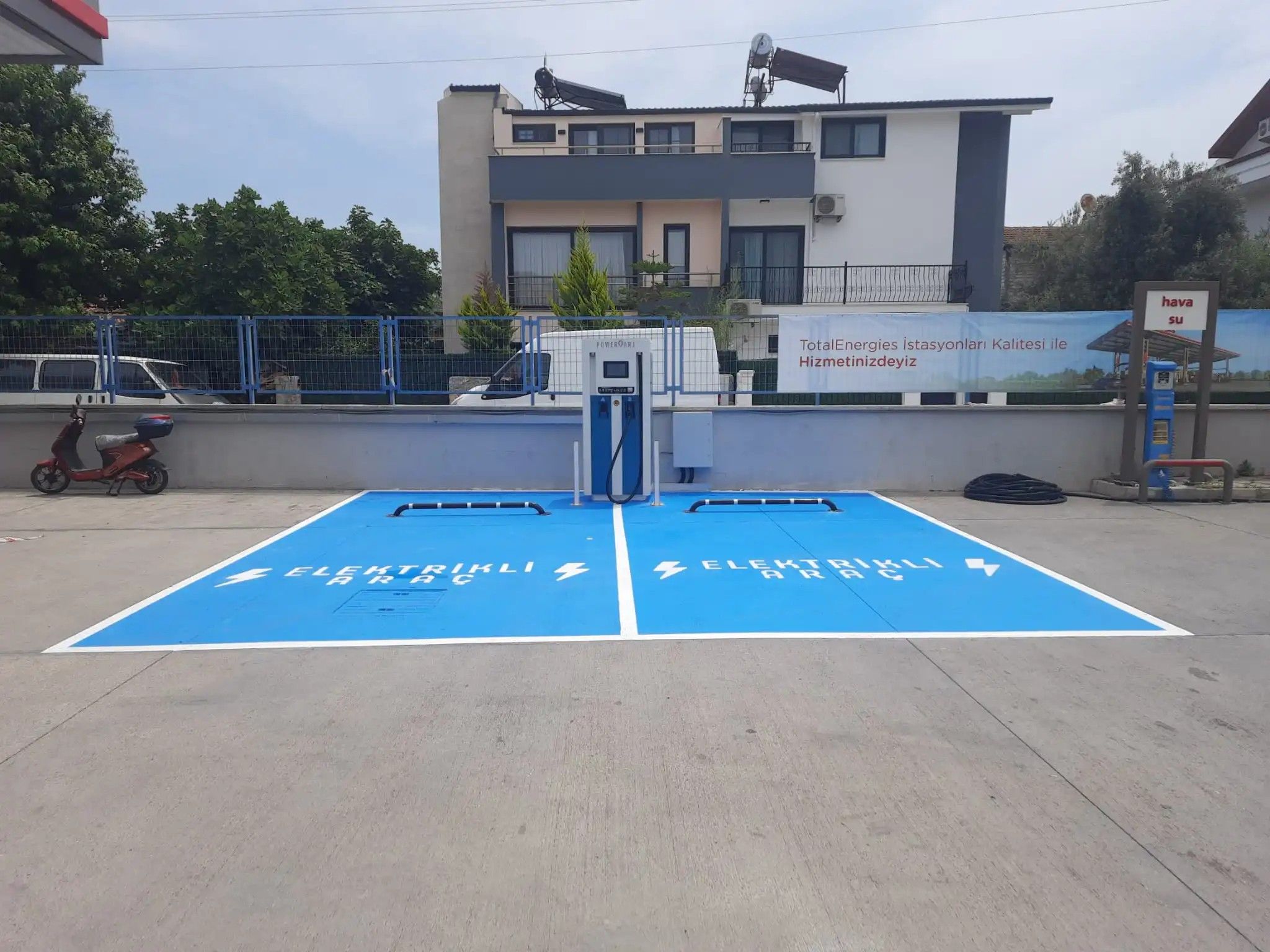 POWERŞARJ - Babasultan TotalEnergies Akaryakıt İstasyonu - Image 1
